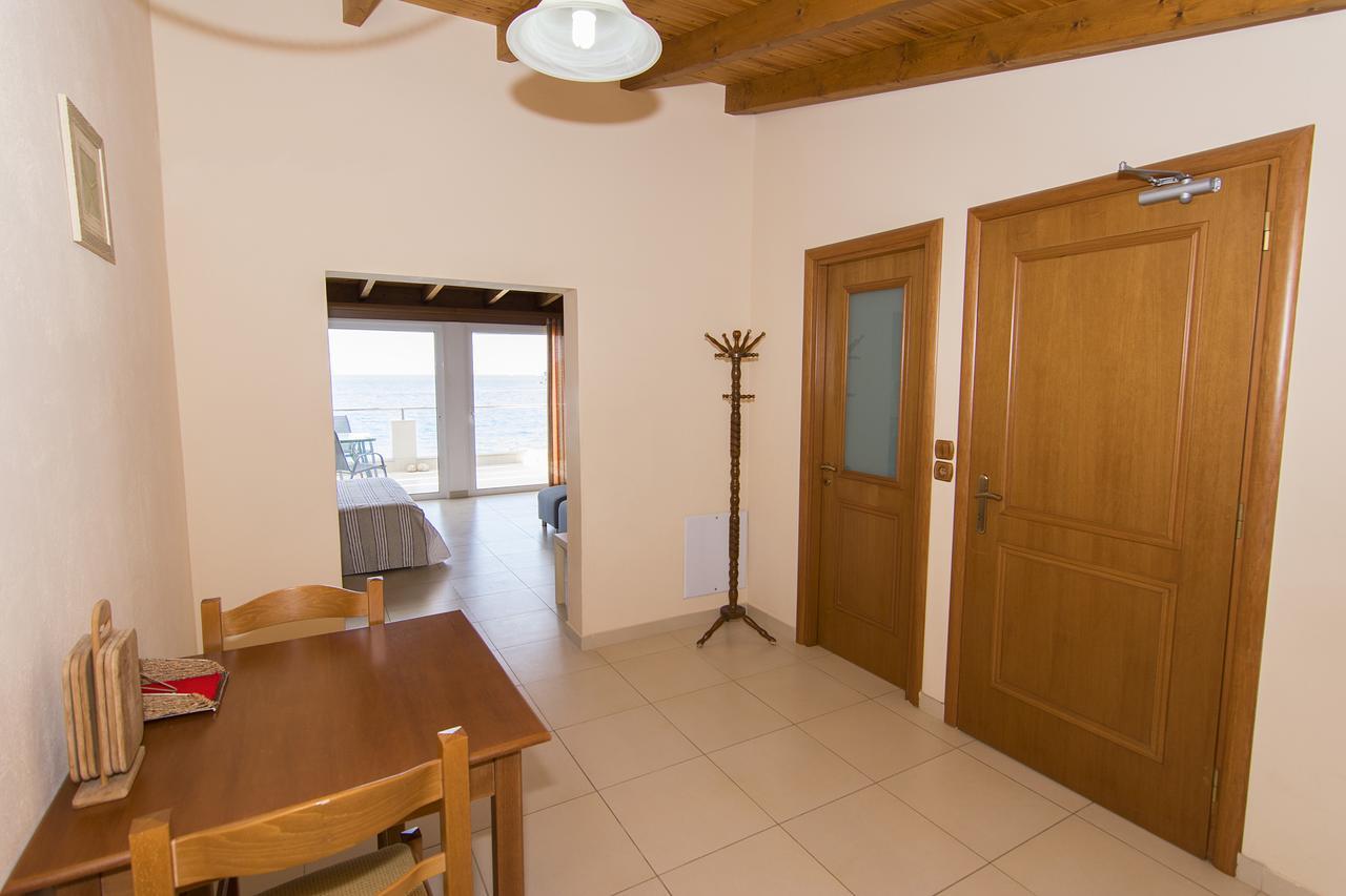 Poseidon Apartments Tolón Eksteriør billede