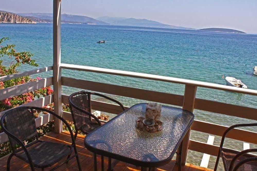 Poseidon Apartments Tolón Eksteriør billede